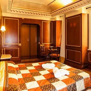Domina Popolo 2* Roma