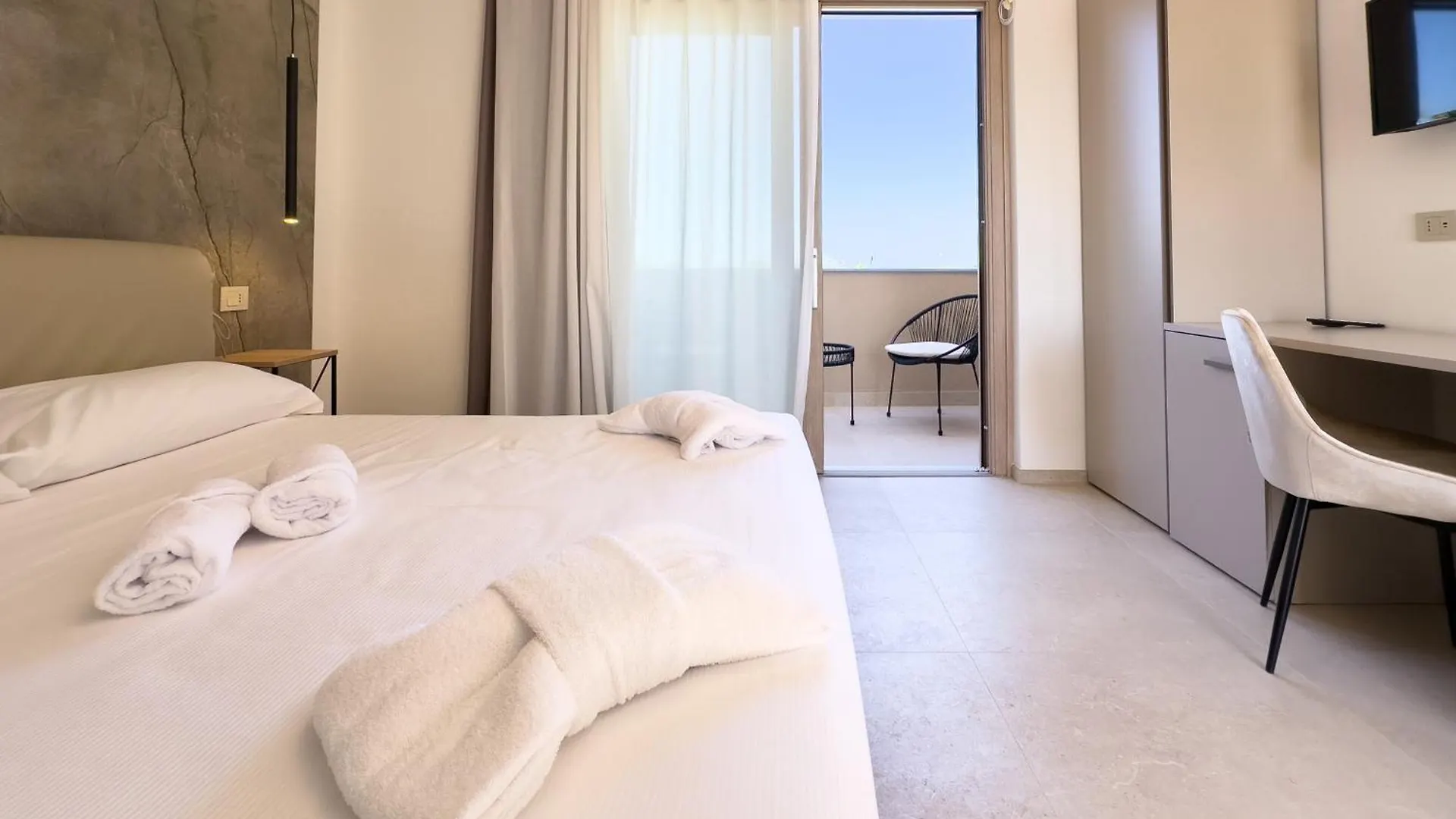 Hotel Il Crepuscolo Marispica Santa Maria Del Focallo
