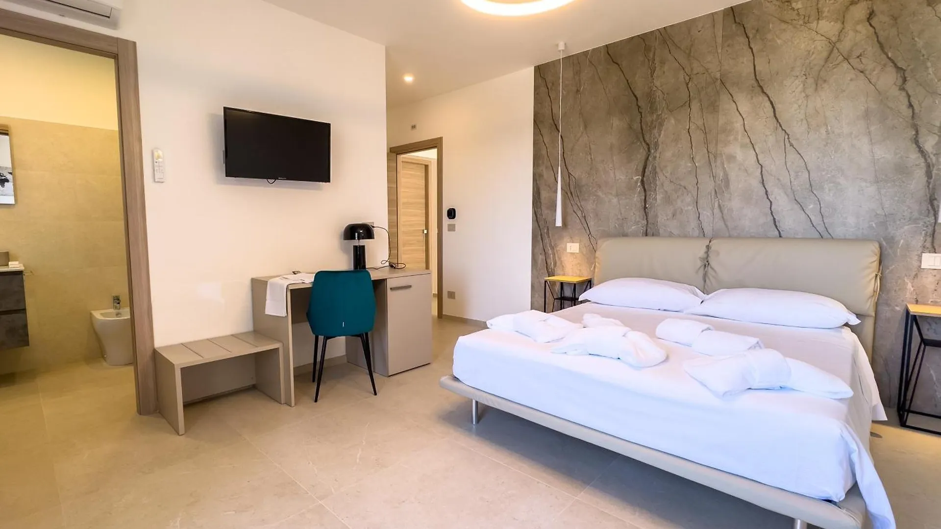Hotel Il Crepuscolo Marispica Santa Maria Del Focallo