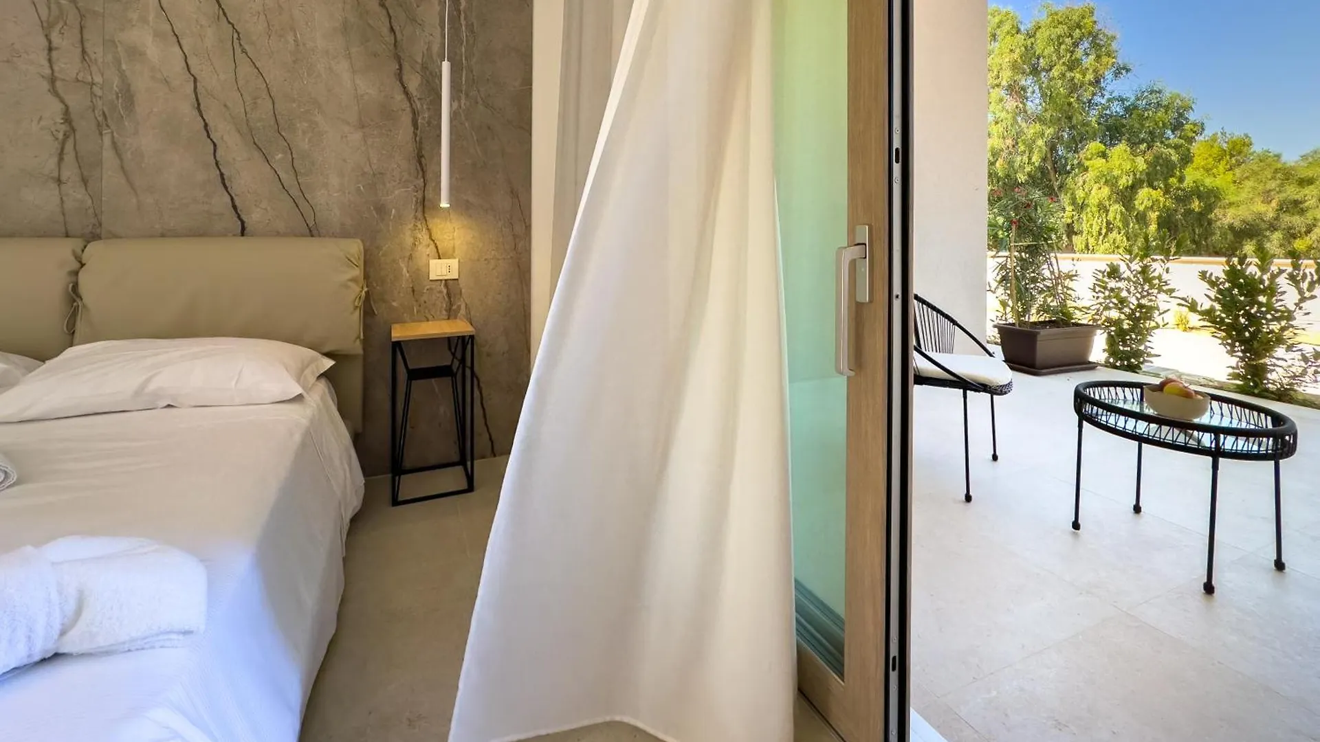 **  Hotel Il Crepuscolo Marispica Santa Maria Del Focallo Italia